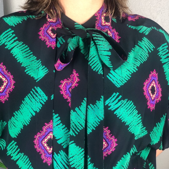 Tops - Vintage Silk Long Sleeve Blouse XL